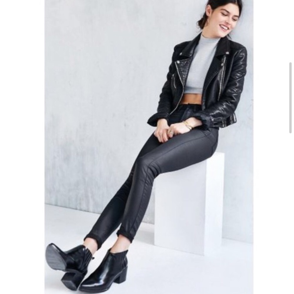 Zee. Gee. Why. Super tight skinny pants women’s